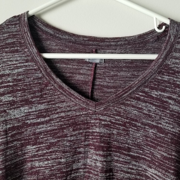 Aerie V Neck Long Sleeve Marled Maroon Flowy Top Size M - Picture 2 of 10